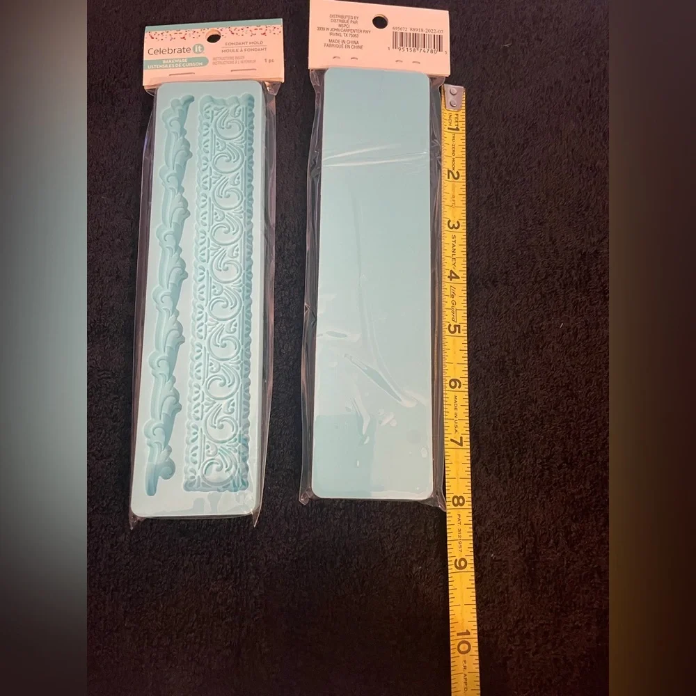 NIP Celebrate It Light Blue Silicone Lace Border Molds - Set of 2